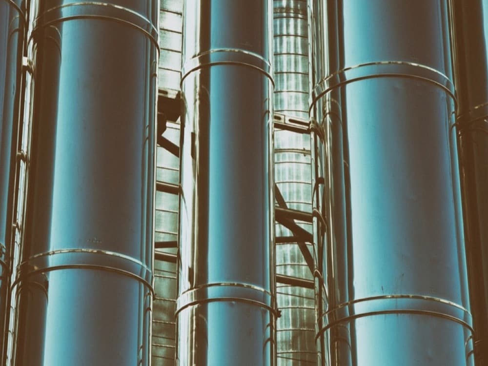 Gas processing columns